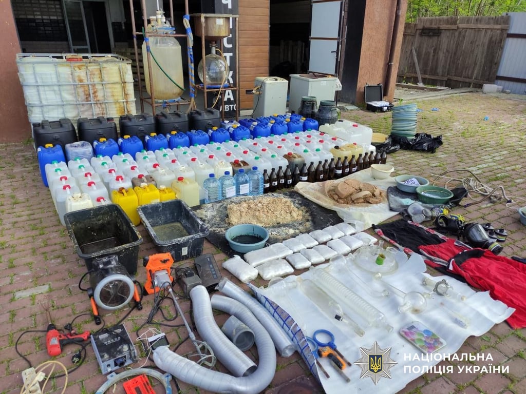 В Україні викрили ділків наркобізнесу
