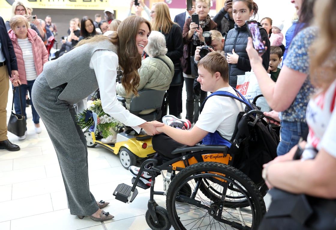 Принцесса Уэльская Кейт Миддлтон с украинцами. Фото: Reuters