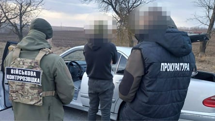 ​​​​​​​На Буковині спіймали чоловіка, який намагався вивезти двох військовозобов’язаних до Молдови - 285x160