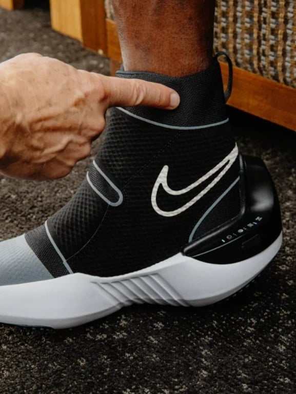 Новая модель кроссовок Nike