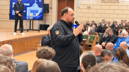Стефанчук: Верховна Рада не планує переїзд із Києва через обстріли - 304x171