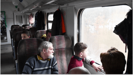 Скидки на поезд — кто из пенсионеров будет иметь льготы в октябре - 285x160