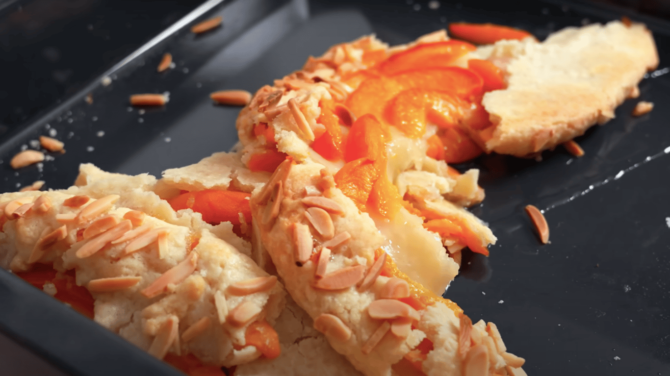 пиріг з абрикосами