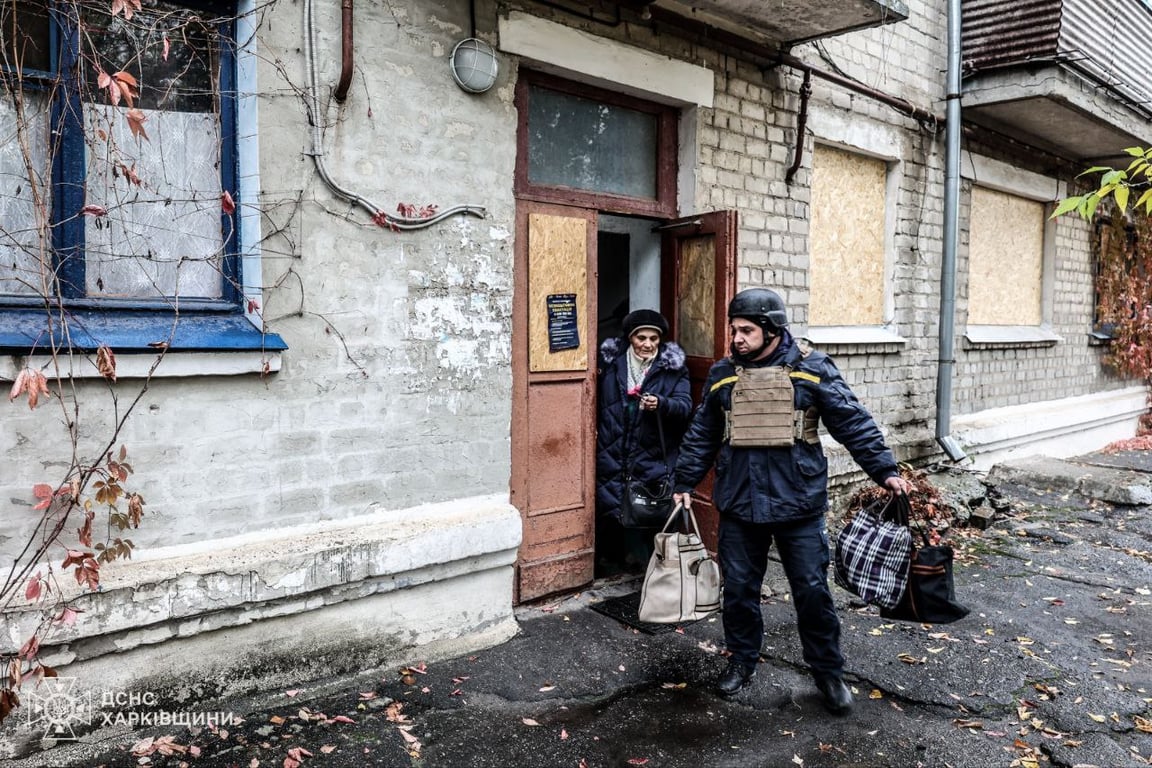 ДСНС евакуює людей за Куп'янщини