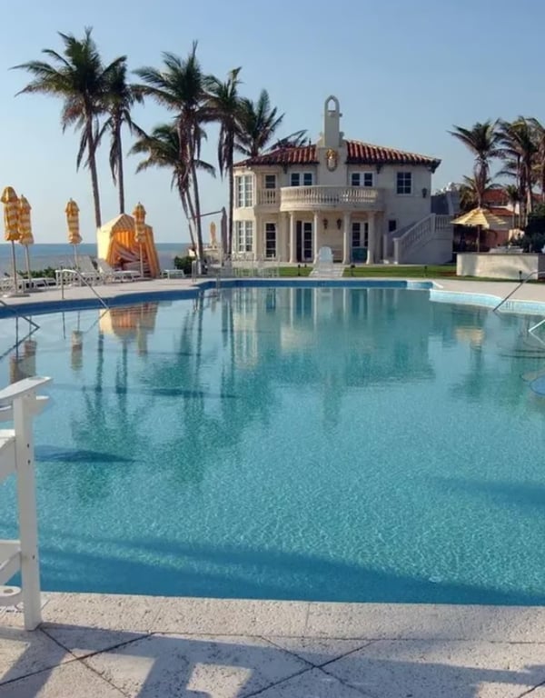 Символ влади і розкоші — який вигляд має будинок Дональда Трампа (фото) - фото 8