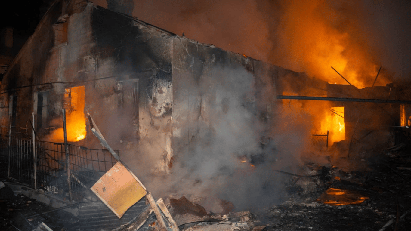 В Одессе из-под завалов достали тело еще одного погибшего человека