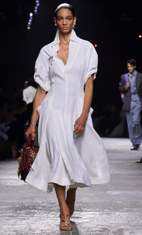 Модель сукні, що може стати прикрасою для жінки