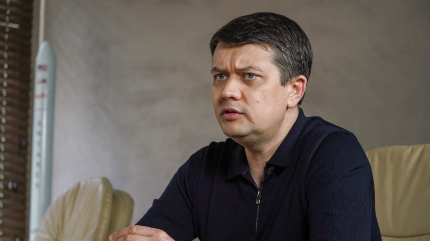 Яку шкоду заподіяв Україні законопроєкт про мобілізацію — відповідь Разумкова