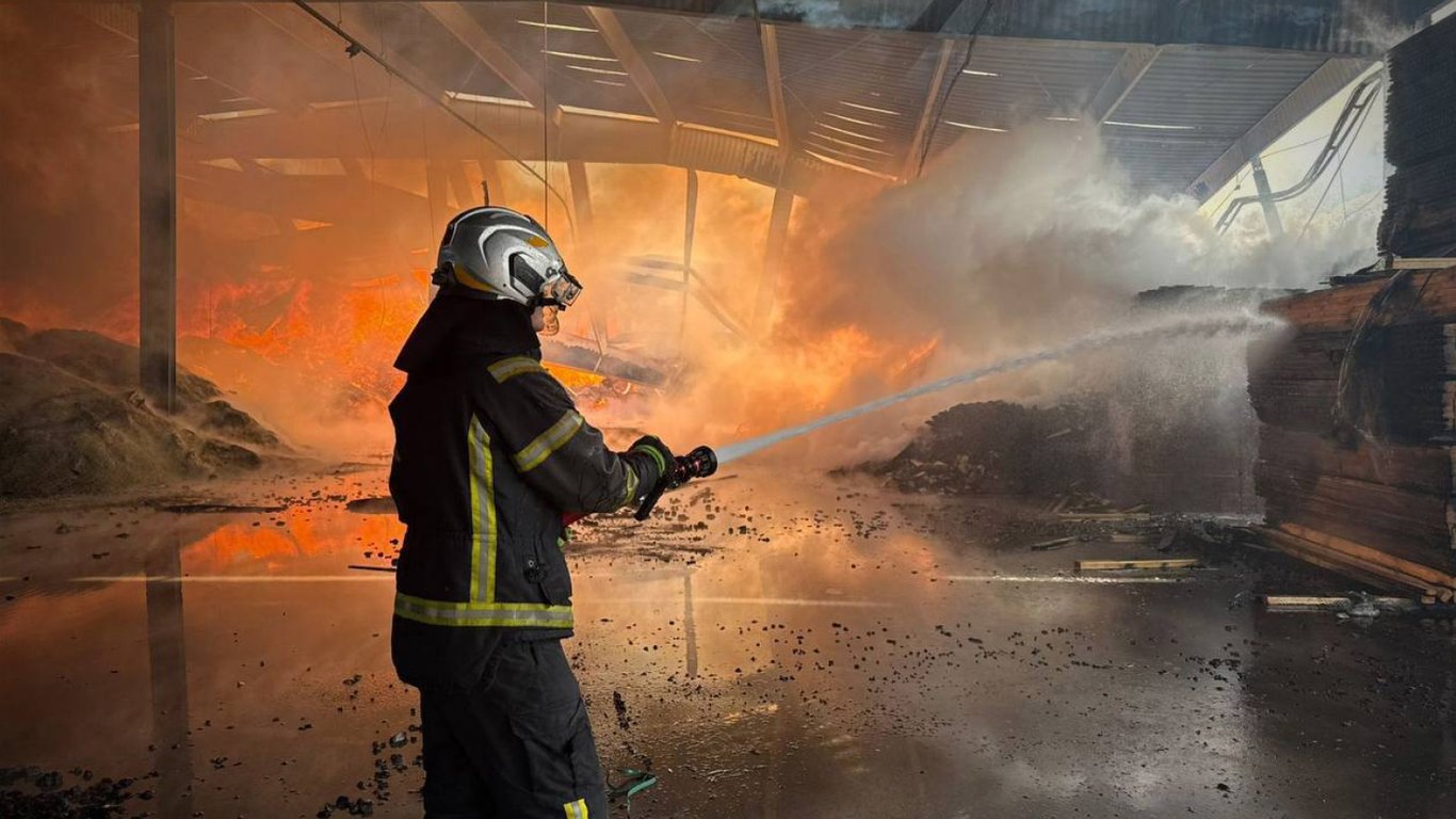 Росія атакувала об'єкт інфраструктури у Кривому Розі: є жертва