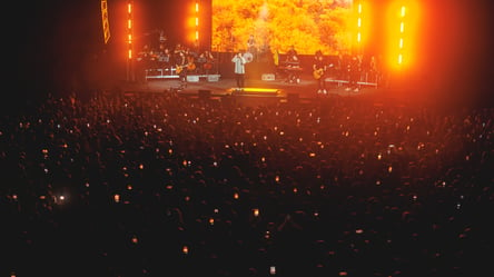 Группа БЕЗ ОБМЕЖЕНЬ на сольном концерте в столице собрала миллион гривен для ВСУ - 285x160