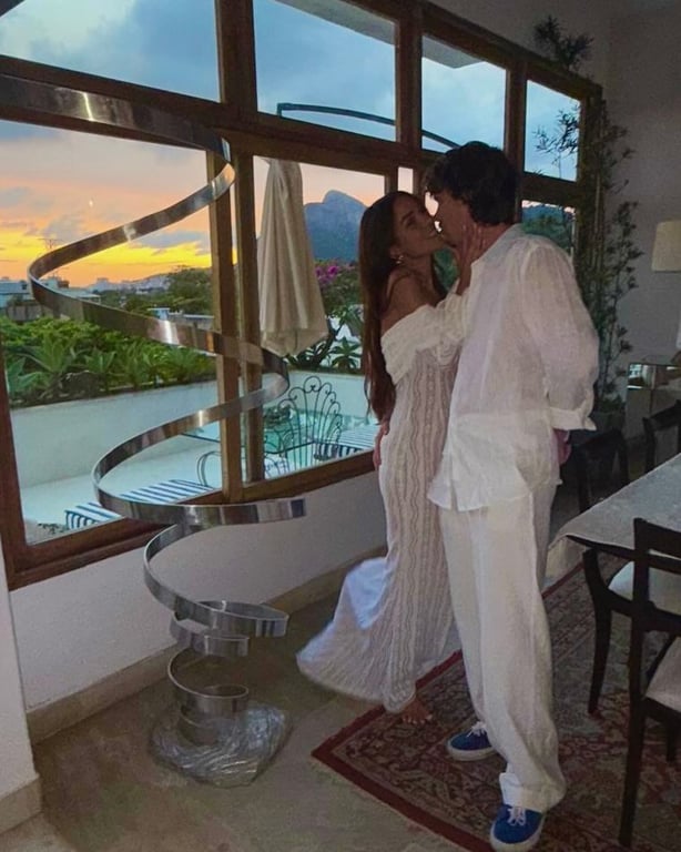 Джекі Апостел та Круз Бекхем