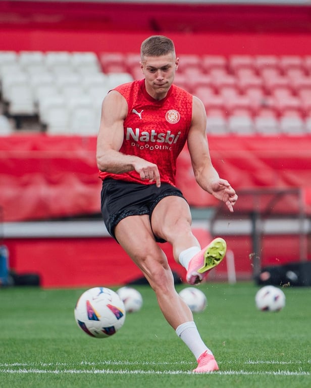 Артем Довбик