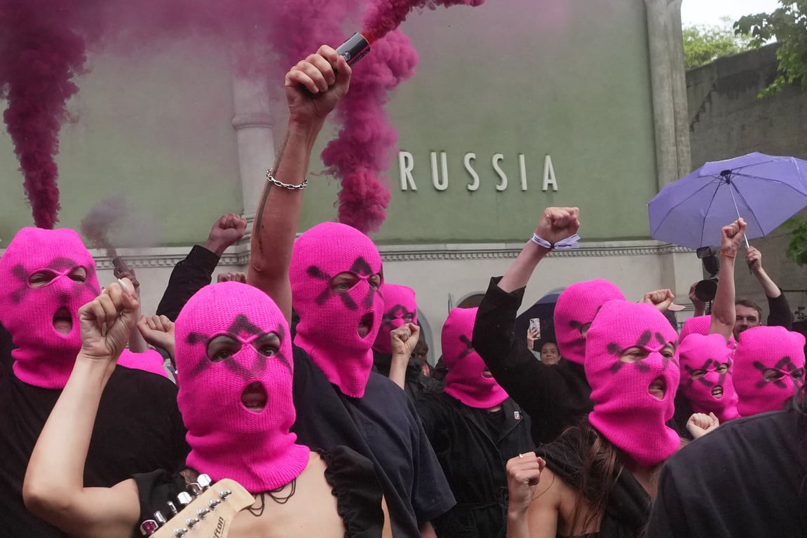 Протест проти виставки Росії
