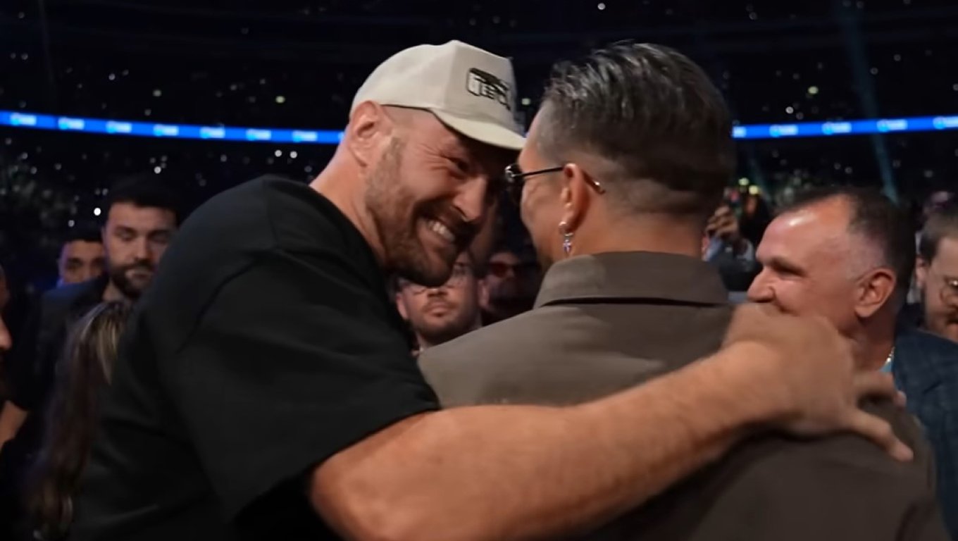 Тайсон Ф'юрі та Олександр Усик