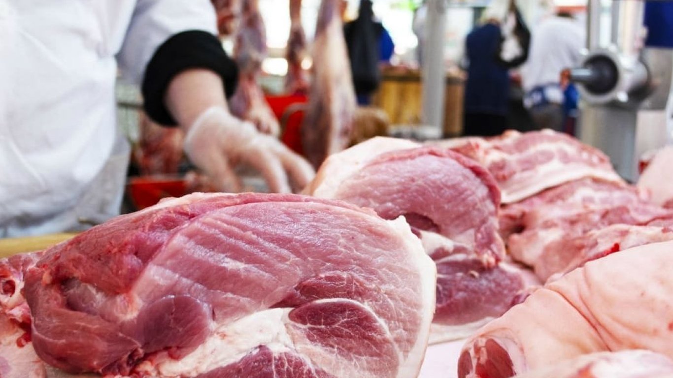 Ціни на продукти — у лютому різко підскочили ціни на курятину та сало