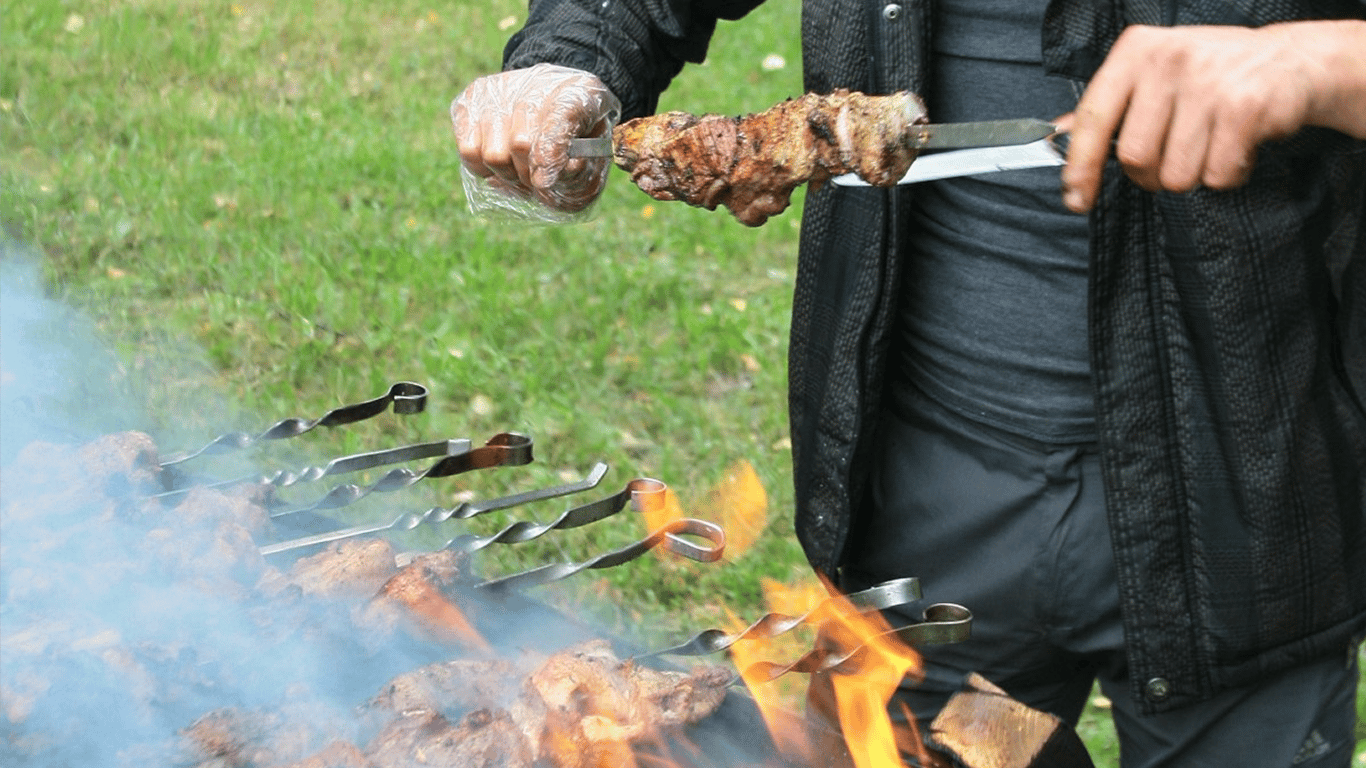Шашлик можна смажити не скрізь: обмеження та розмір штрафів у 2026 році