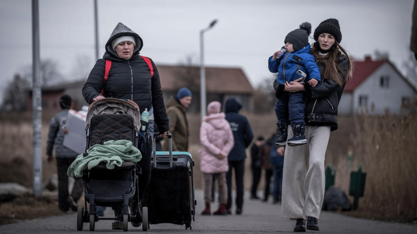 Сколько украинских беженцев не планируют вернуться домой — исследование