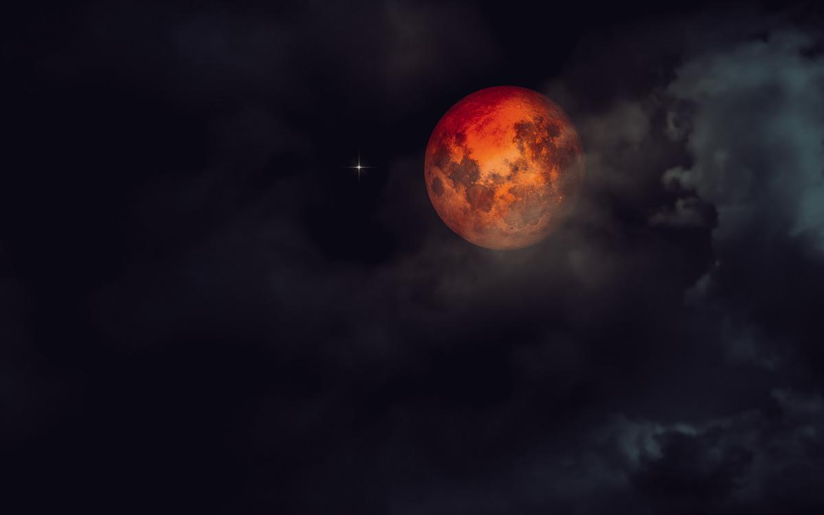 Коли на небі з'явиться Кривава повня у березні 2026 — точна дата та час