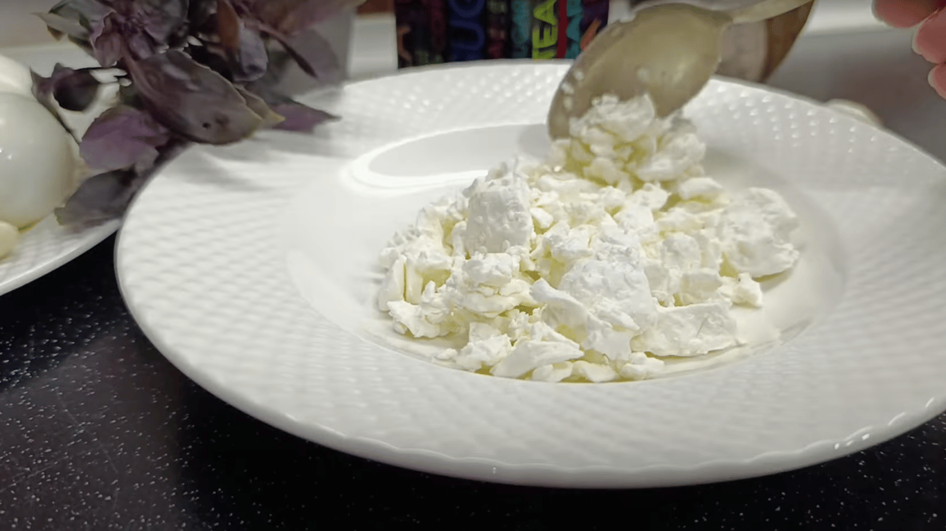 рецепт салату з сиром