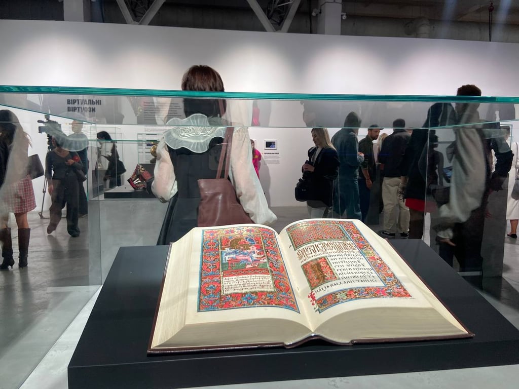 У Києві відкрили інтерактивну виставку Ukraine WOW — фоторепортаж - фото 3