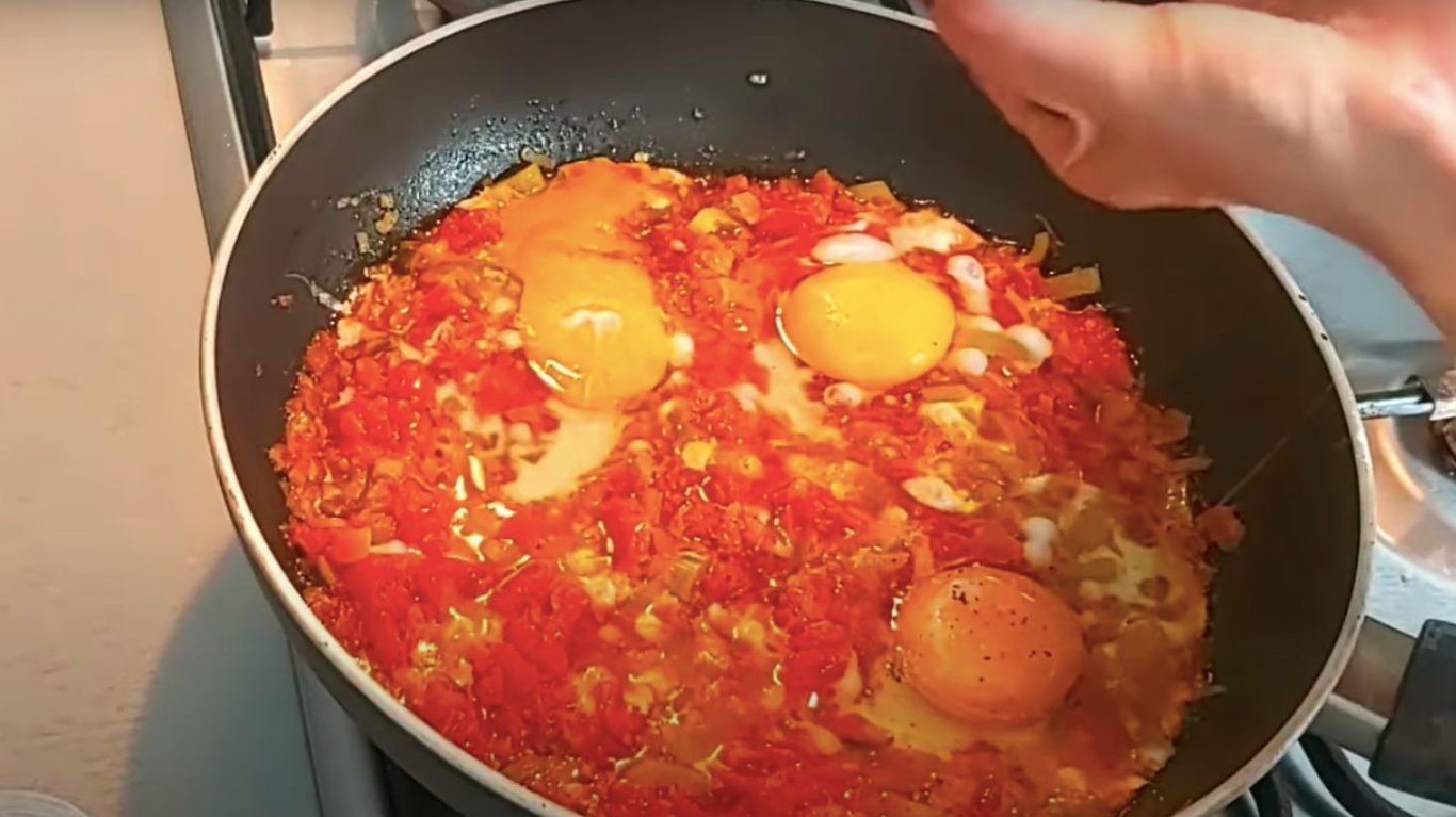 рецепт сніданку з яйцями