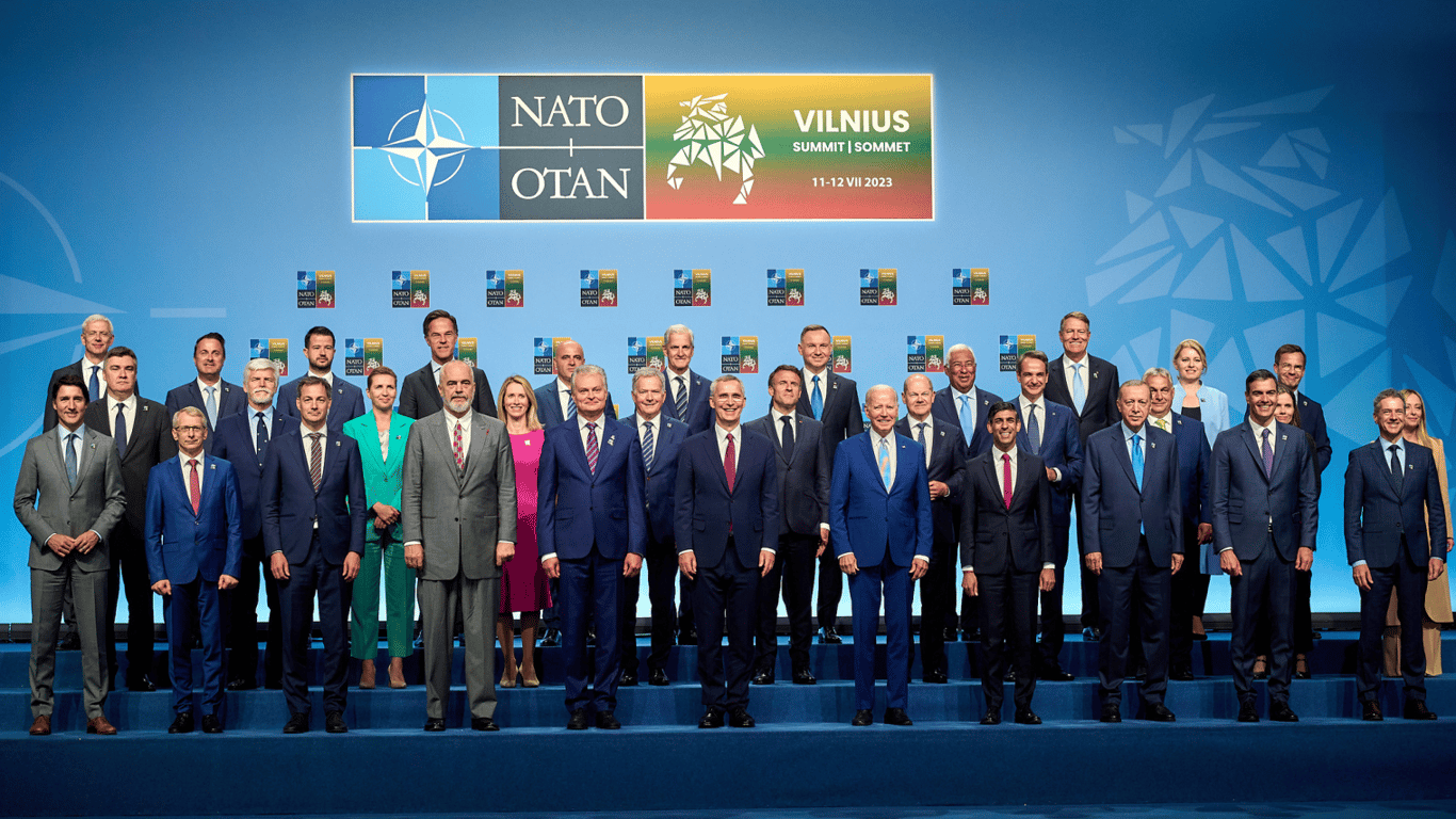 Саміт НАТО у Вашингтоні — Україні запропонують конкретні шляхи до членства