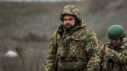 В Україні змінили правила видачі посвідок для іноземних добровольців - 285x160