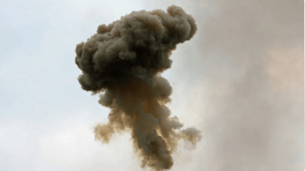 На півночі Криму вибухи – повідомляють про пуски балістичних ракет - 285x160