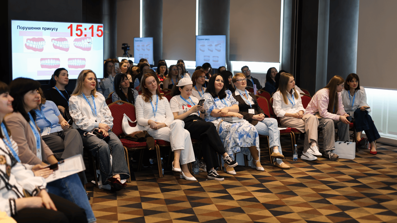 Во Львове состоялась конференция "Я МОЖУ": как помогают детям с аутизмом