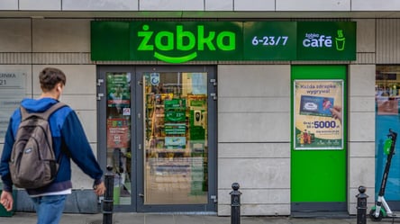 Работа в супермаркетах Zabka — сколько могут заработать украинцы в Польше - 285x160