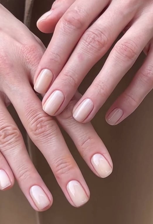 Який тренд в манікюрі набирає популярності