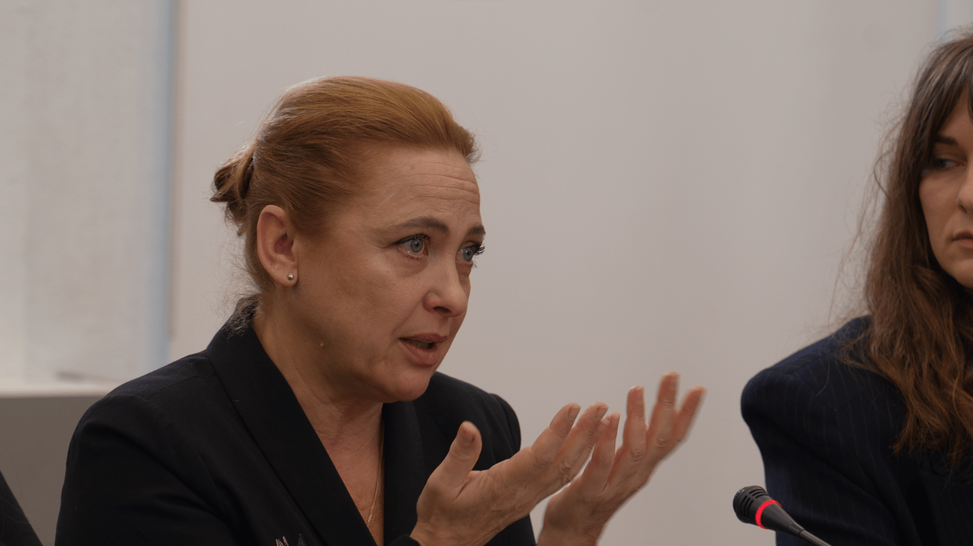 Пресконференція про жінок у стані невизначеної втрати