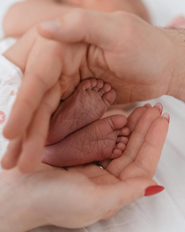 Певец Виталий Козловский с супругой Юлией и сыном Оскаром. Фото: instagram.com/vkozlovsky_music/