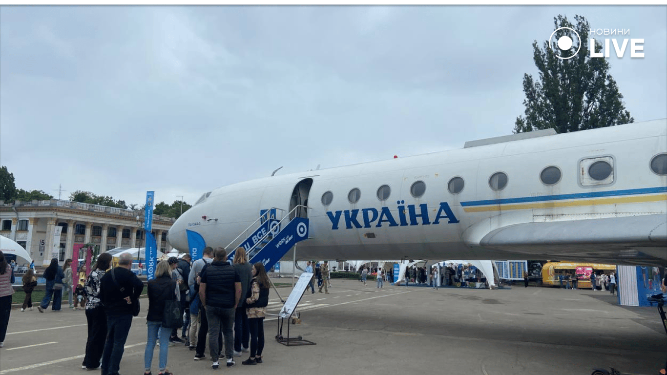 Літак КАІ на ВДНГ