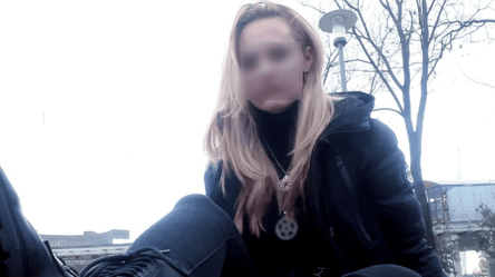 В РФ девушку оштрафовали за логотип металл-группы - 285x160