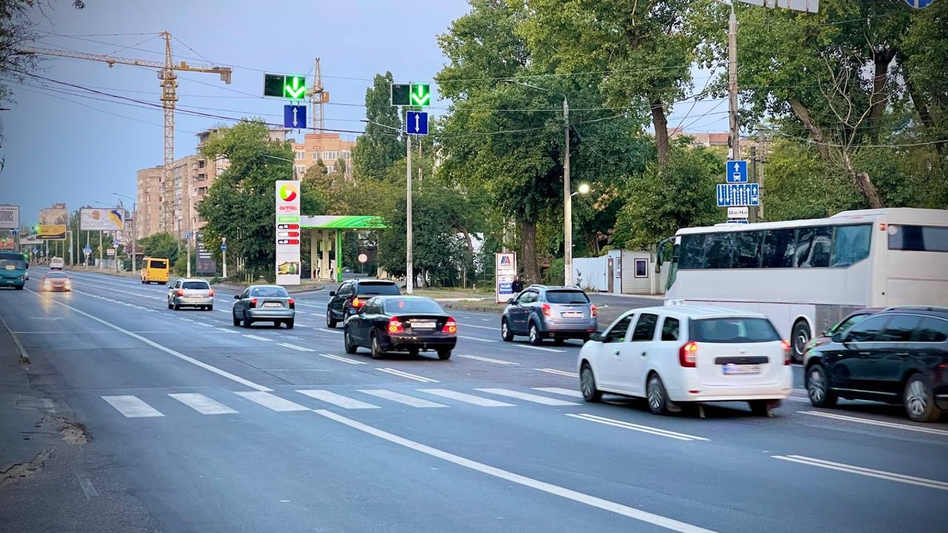 В Одессе обновили дорожную разметку