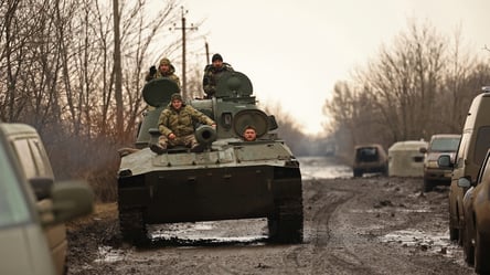 Бої за Бахмут й успішні удари по позиціях окупантів: головне зі зведення Генштабу - 285x160