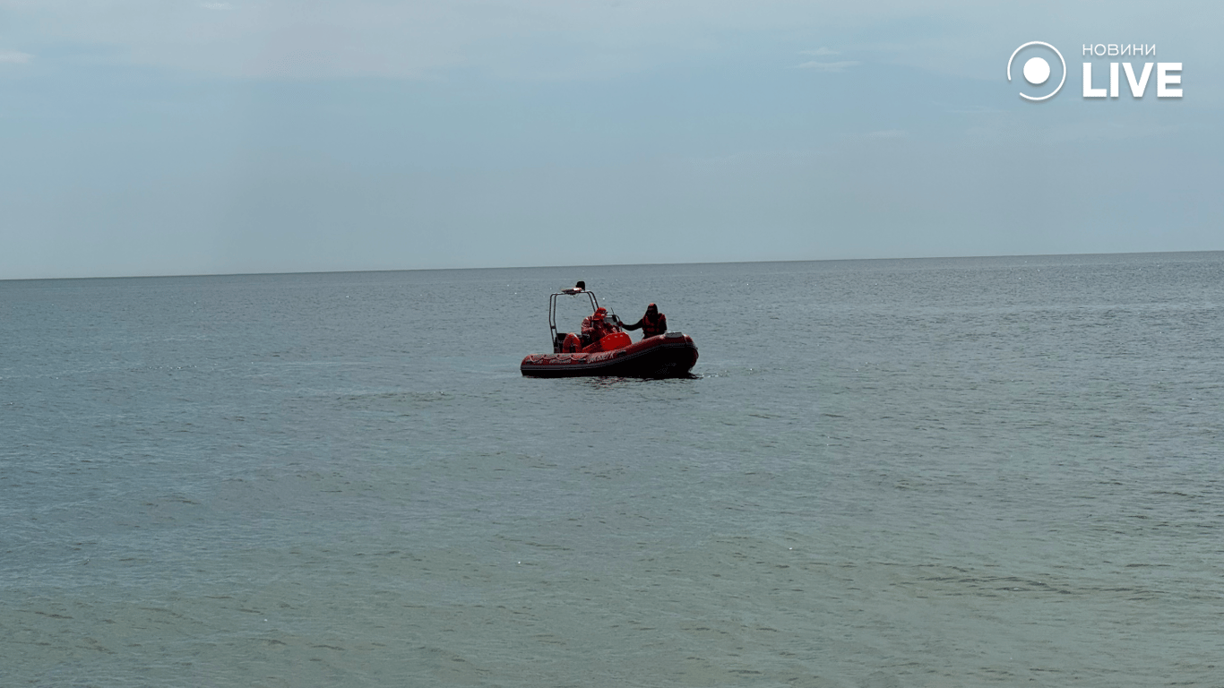 Човен у Чорному морі