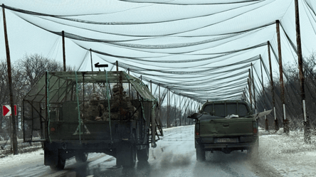 На Харьковщине подрядчики устанавливают антидронные сетки за свой счет - 290x160