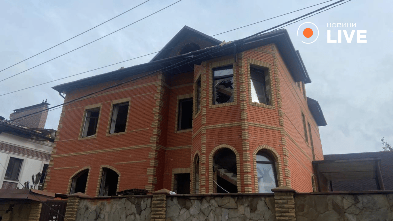 Petropavlivska Borshchahivka after shelling on September 28