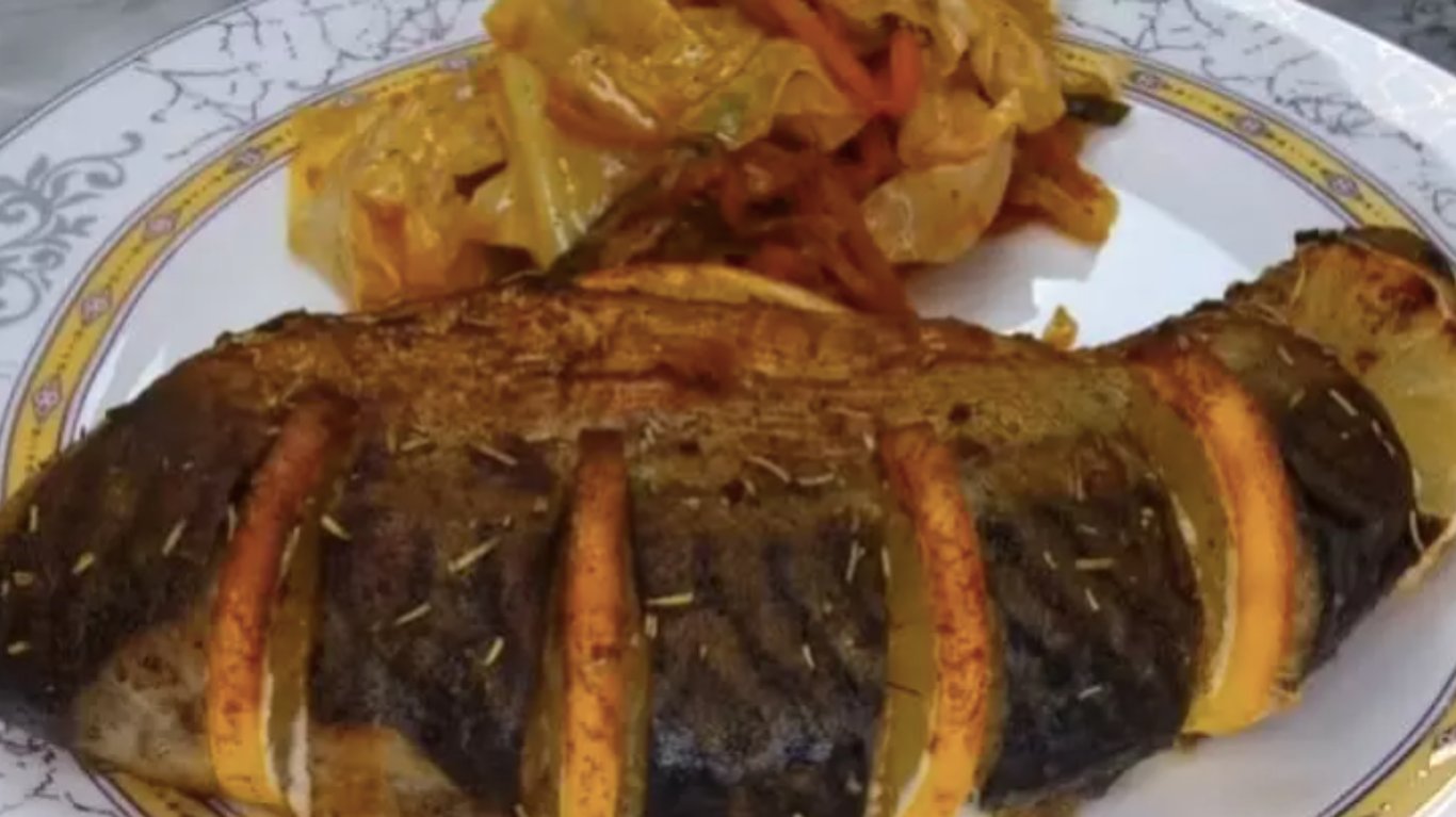 простий рецепт скумбрії в духовці