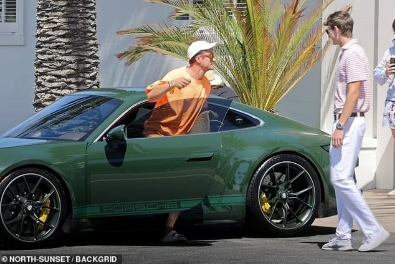 Кетті Перрі похизувалася пласким животиком  на відпочинку із Орландо Блумом - фото 4