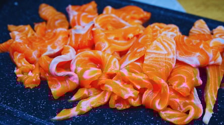 Новий рецепт солоної червоної риби — спробуйте перед Новим роком - 285x160