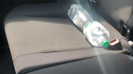 Почему водители ставят бутылку воды на крышу припаркованного авто: объясняем - 285x160