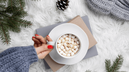 5 маникюрных трендов зимы, которые сделают образ роскошным - 285x160