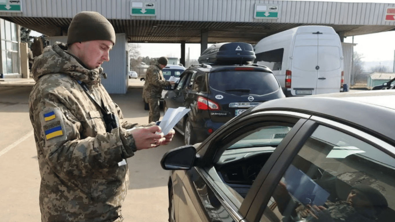 Усиление проверок на границе Украины - какая причина