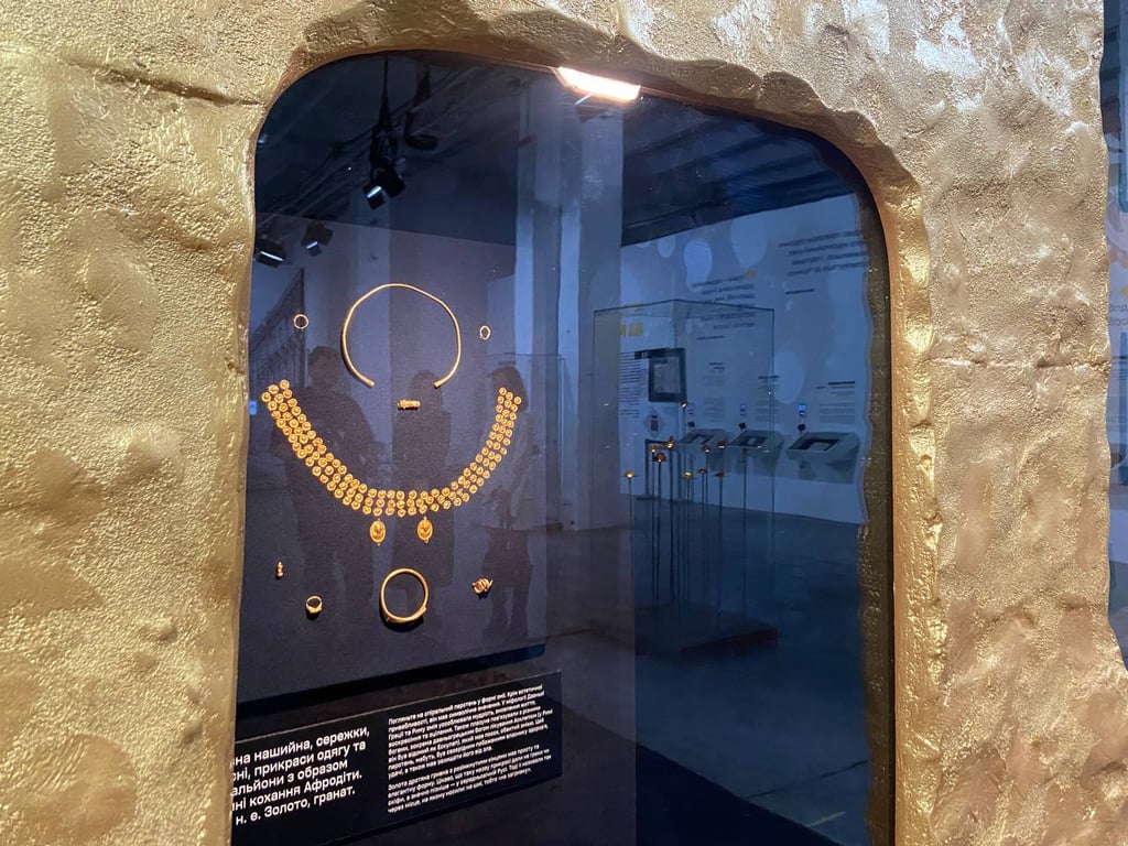 Кримське золото, спорт і "Щедрик" — Ukraine WOW буде до січня - фото 2