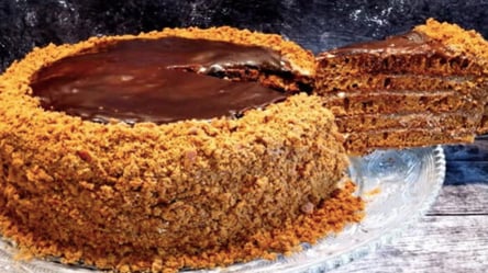 Торт на сковороді за 30 хвилин — рецепт без духовки - 285x160