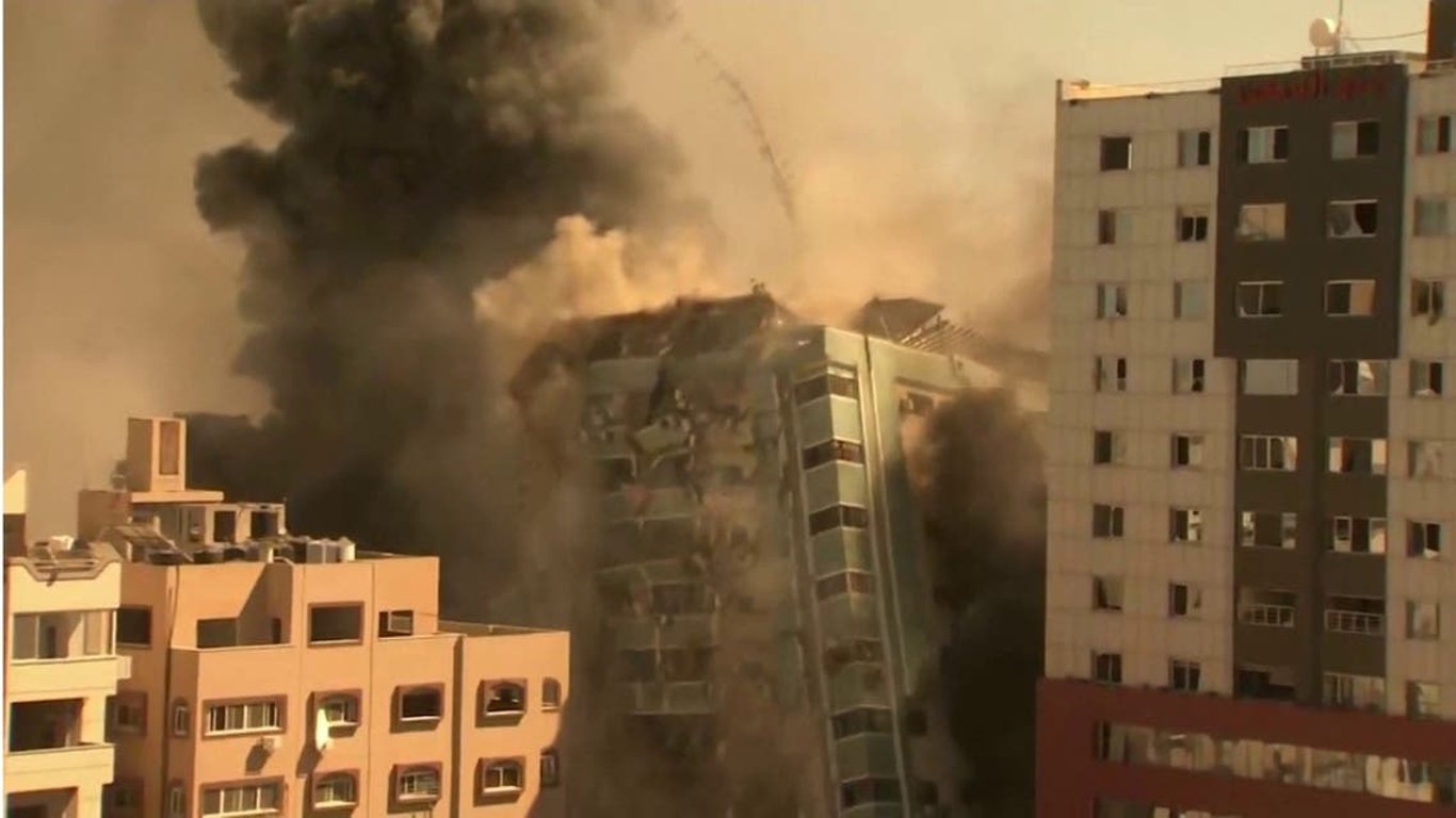 Обстрел Сектора Газа Израилем 15 мая — ракеты попали в 11-этажку, где расположены офисы мировых СМИ