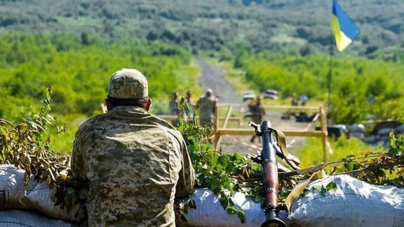 На Донбассе оккупанты 6 раз обстреляли украинские позиции: использовали запрещенное оружие